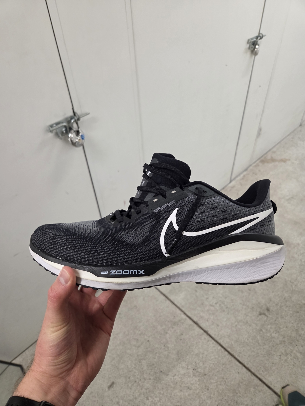 Nike Men’s Vomero 17 - ZoomX Running Shoe